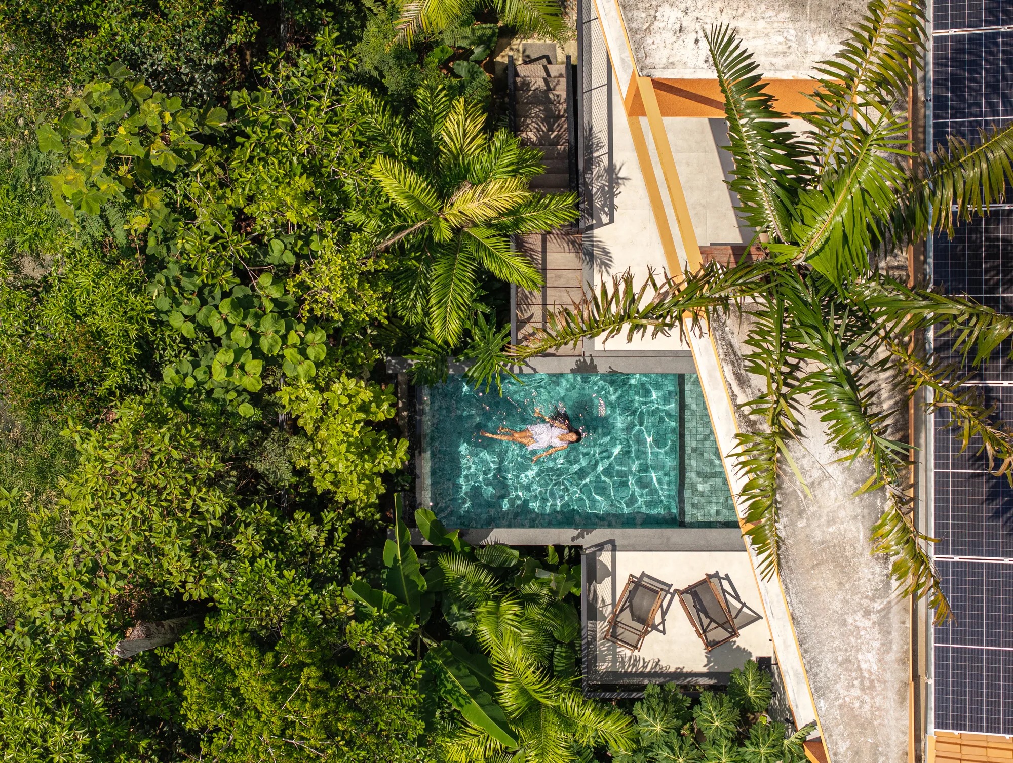 Immerse in Amazonian Whispers at the Landscape Cradling This Brazilian Abode